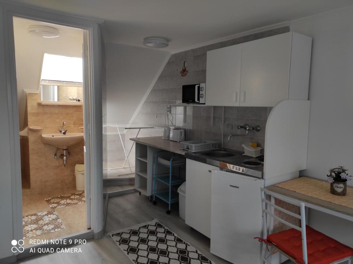 Era Apartman Apartment ฮอร์กานี ภายนอก รูปภาพ