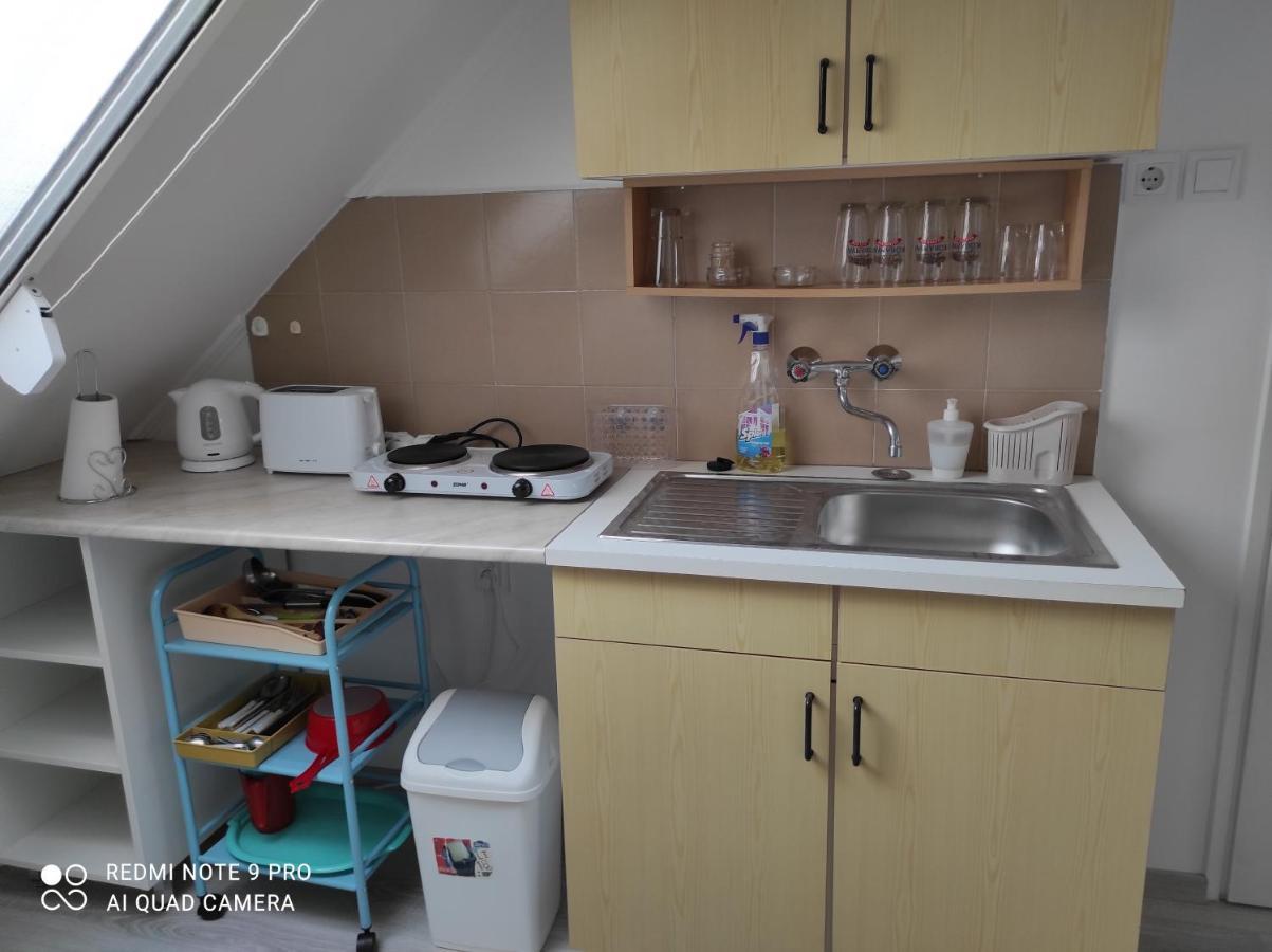 Era Apartman Apartment ฮอร์กานี ภายนอก รูปภาพ