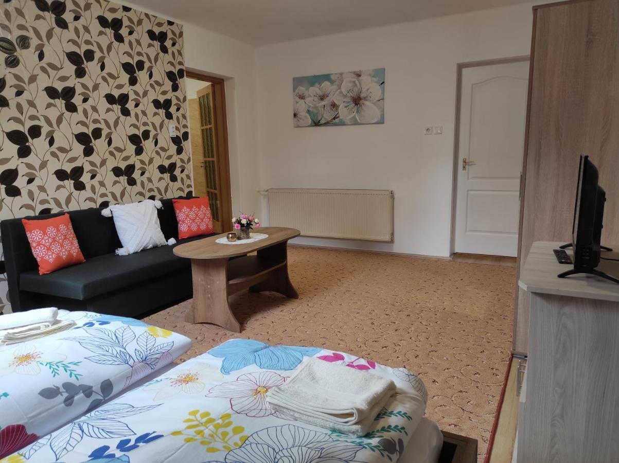 Era Apartman Apartment ฮอร์กานี ภายนอก รูปภาพ
