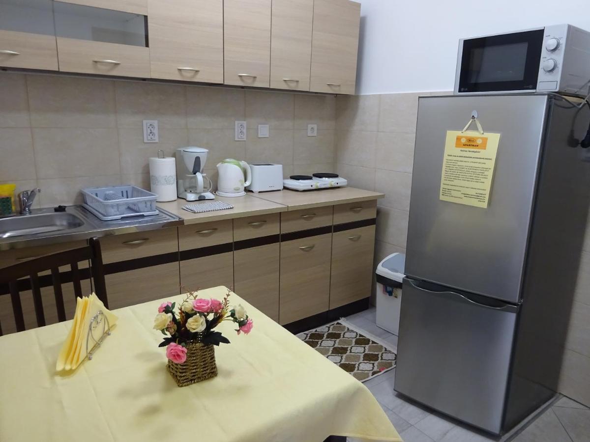 Era Apartman Apartment ฮอร์กานี ภายนอก รูปภาพ